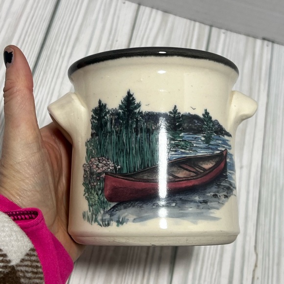 Great ray Small Crock pot -Canoe - Picture 1 of 6